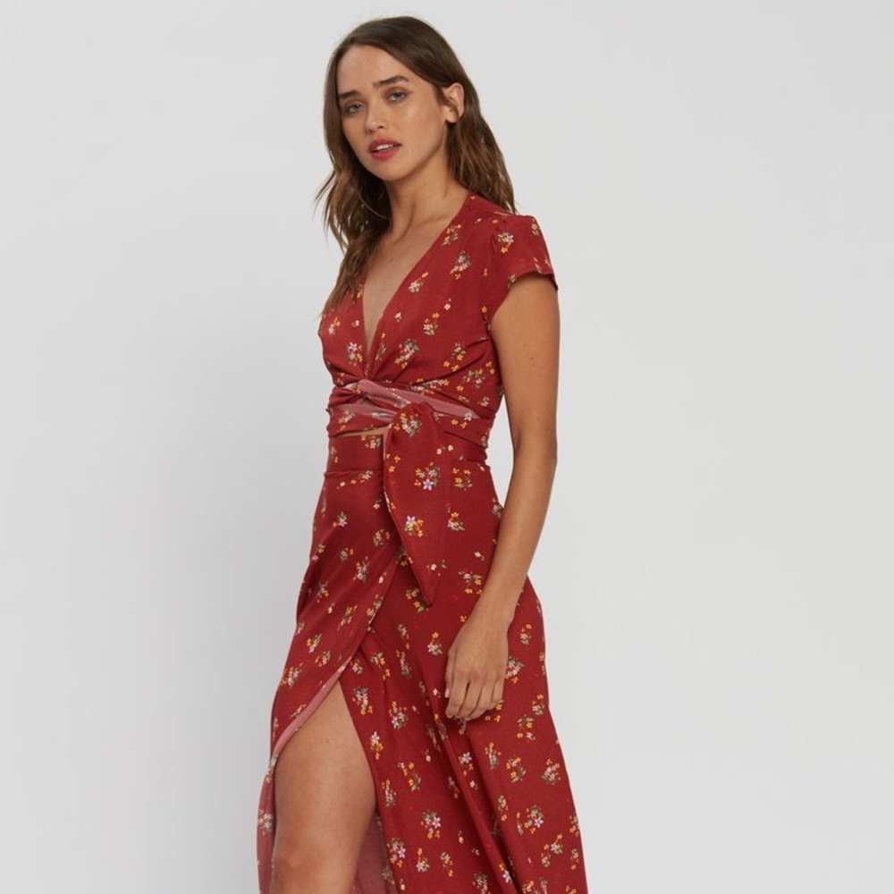 Flynn Skye Maxi All Wrapped Up Autumn Bunches Red